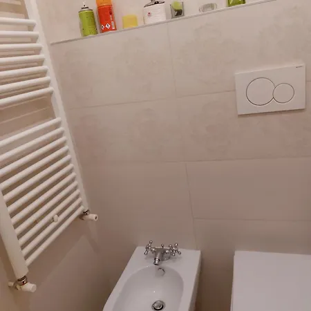 Πανσιόν Stanza Matrimoniale!via Tiburtina 150,scala C, Interno5 Ρώμη